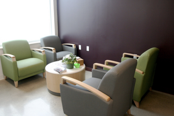 32-Bridge-Street-lounge